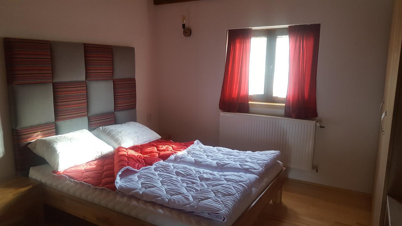 Bed and Breakfast Konoba Ognjiste Sokolac  Exteriér fotografie