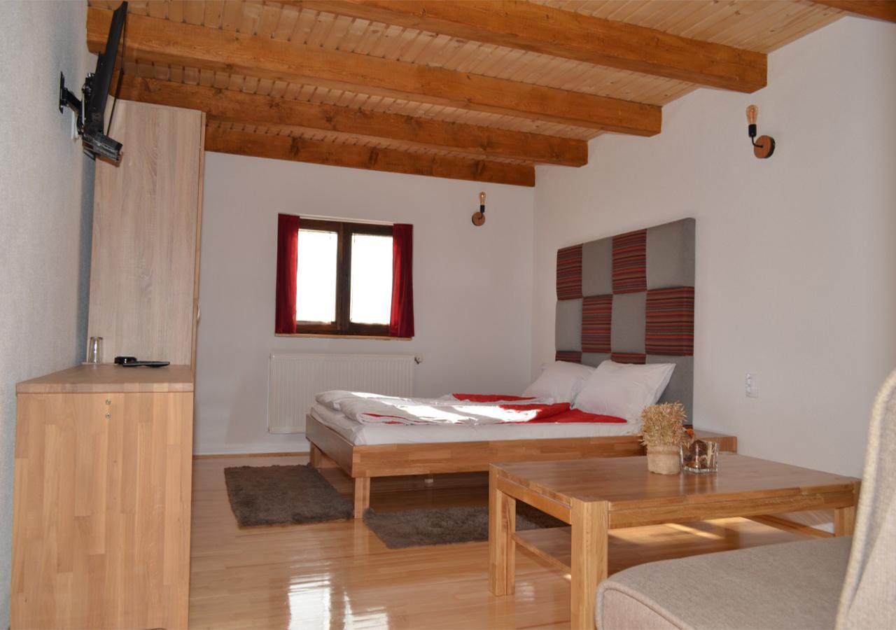 Bed and Breakfast Konoba Ognjiste Sokolac  Exteriér fotografie