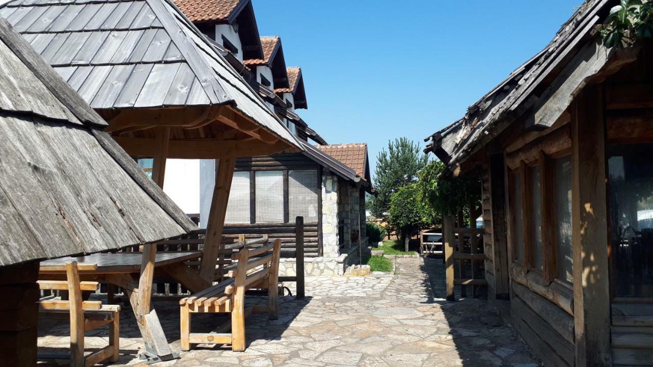 Bed and Breakfast Konoba Ognjiste Sokolac  Exteriér fotografie