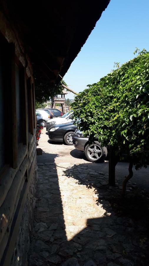 Bed and Breakfast Konoba Ognjiste Sokolac  Exteriér fotografie