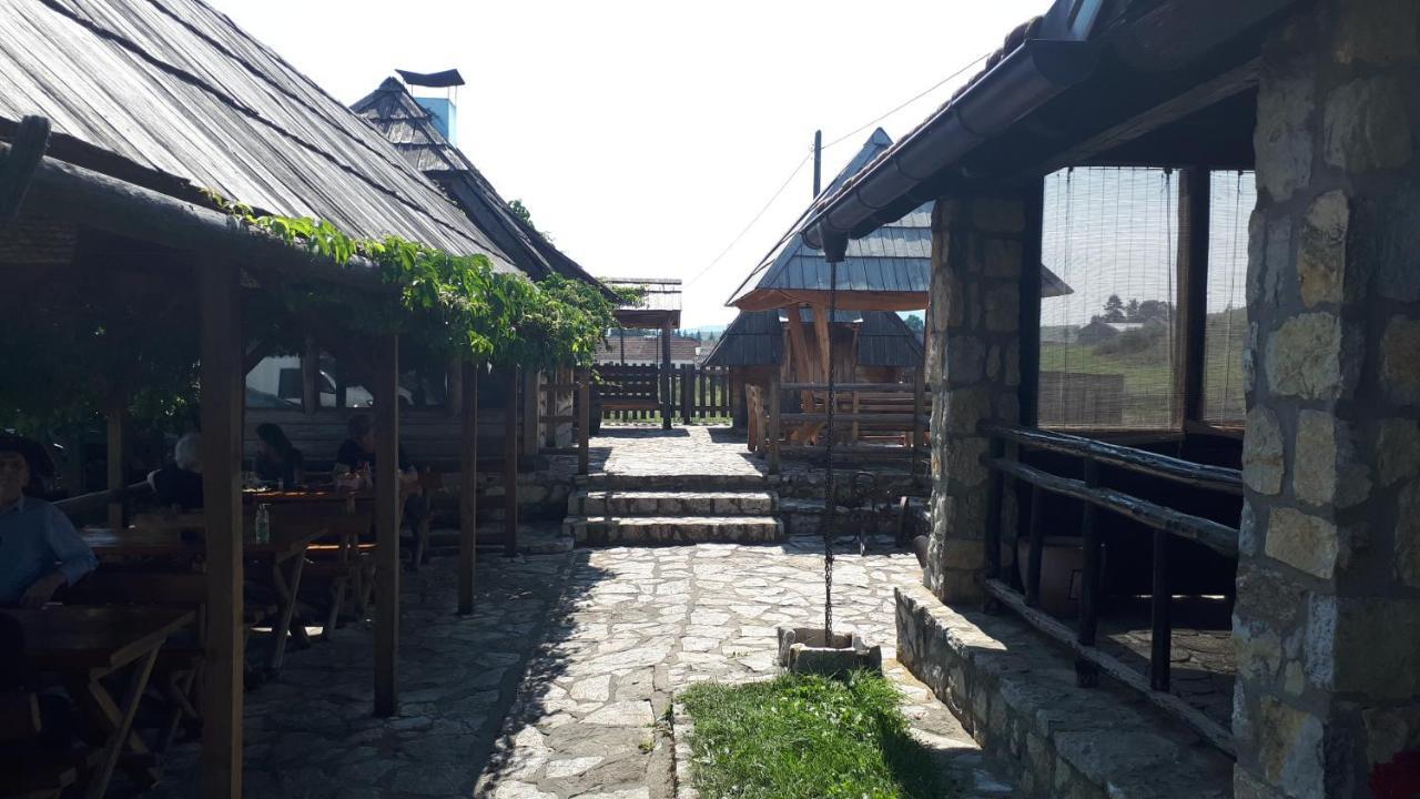 Bed and Breakfast Konoba Ognjiste Sokolac  Exteriér fotografie